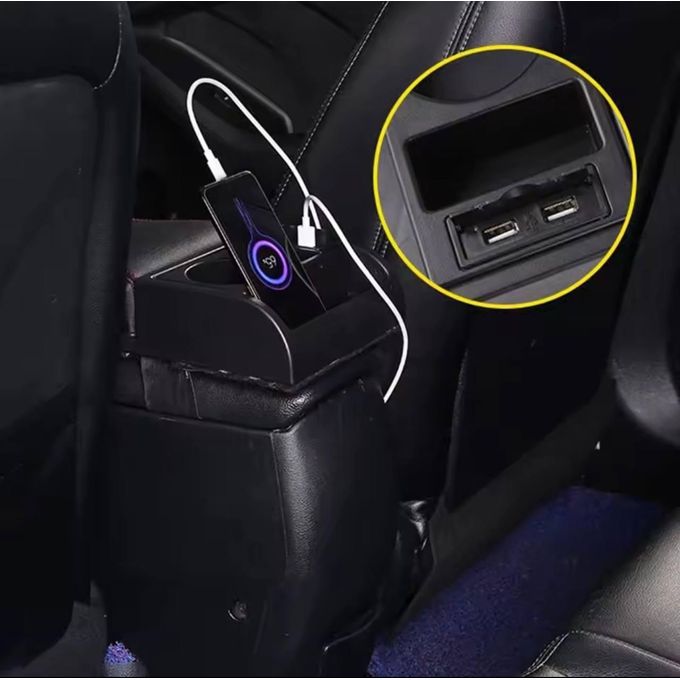 L'Accoudoir 3-en-1 : Reposez, Rangez, Rechargez.